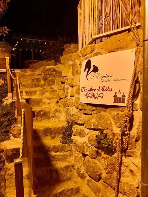 L'Insolite Tamia Asperjoc Apartment